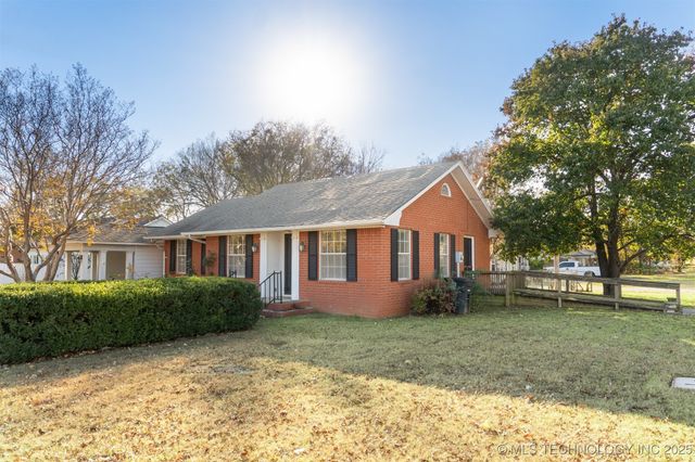 923 N 12th Avenue, Durant, OK 74701
