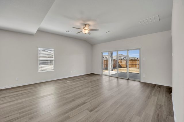 330 Sugarlands Drive, Greenville, TX 75402