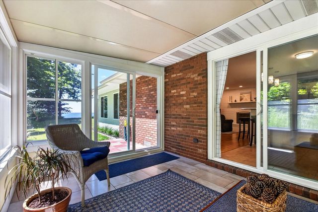 5190 Pier Road, Coloma, MI 49038