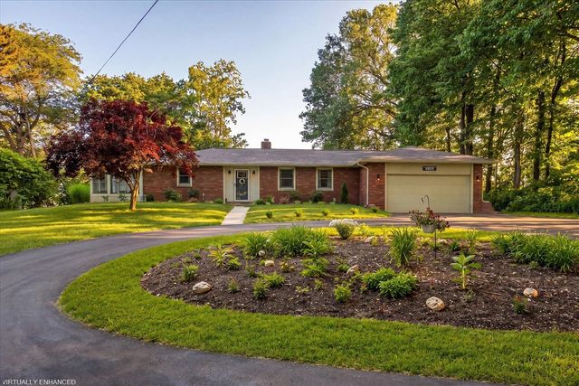5190 Pier Road, Coloma, MI 49038