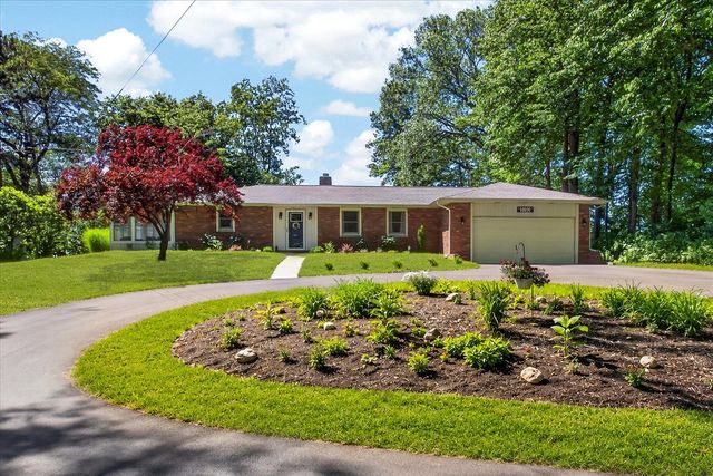 5190 Pier Road, Coloma, MI 49038