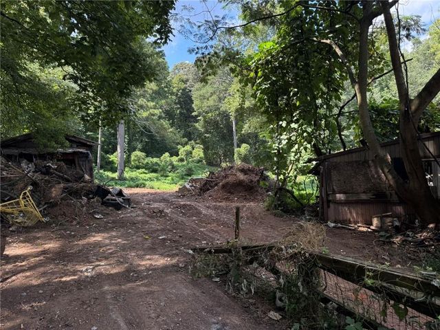 85 Maple N Street, Dawsonville, GA 30534