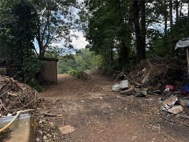 85 Maple N Street, Dawsonville, GA 30534