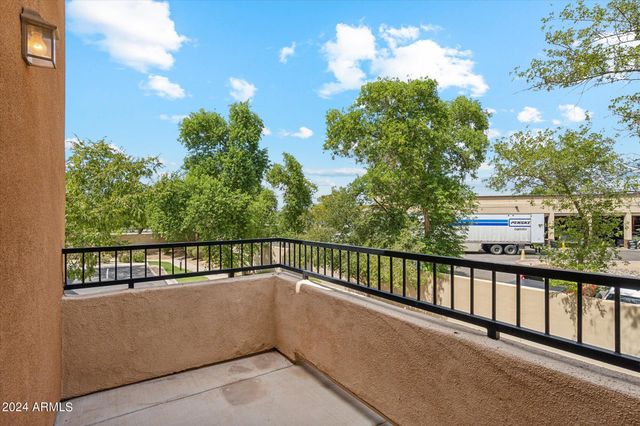 14575 W MOUNTAIN VIEW Boulevard 221, Surprise, AZ 85374