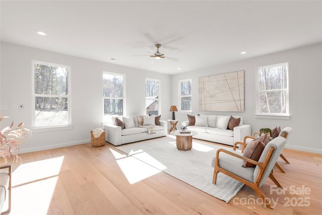 9013 Wagon Trail, Lincolnton, NC 28092