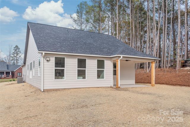 9013 Wagon Trail, Lincolnton, NC 28092
