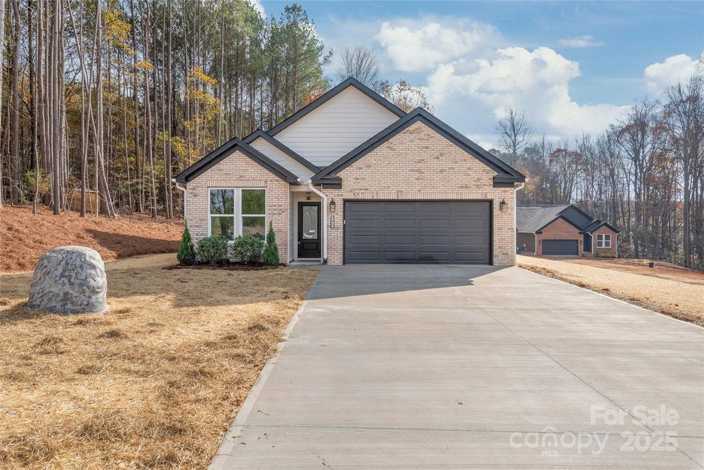 9013 Wagon Trail, Lincolnton, NC 28092