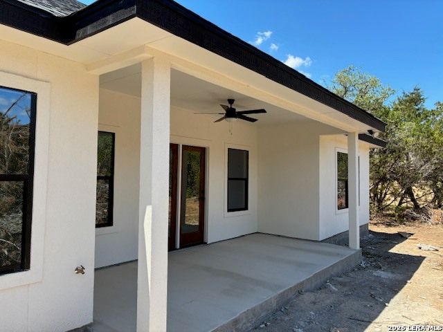 1860 Rocky Ridge Loop, Canyon Lake, TX 78133