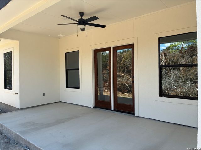 1860 Rocky Ridge Loop, Canyon Lake, TX 78133