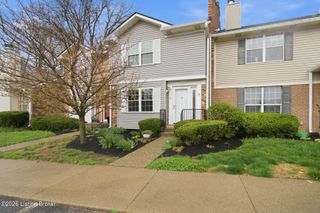 8609 Birch Ct, Louisville, KY 40242