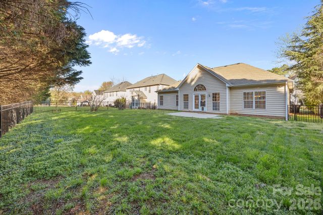 12602 Kemerton Lane, Huntersville, NC 28078