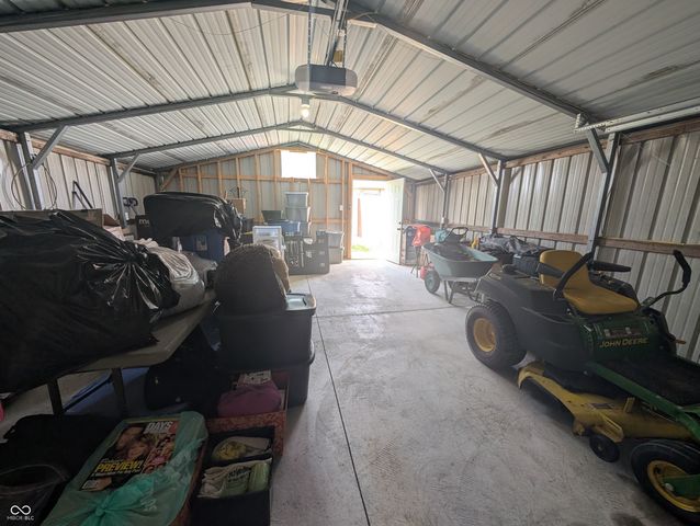 628 E 8th Street, Rushville, IN 46173