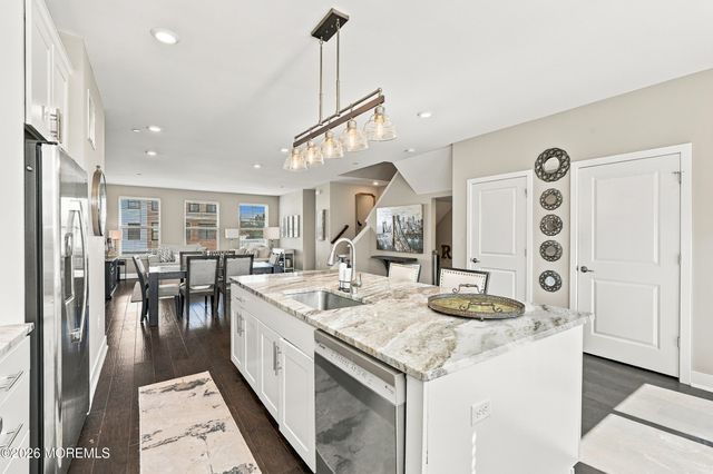 36 Mariveles Way, Tinton Falls, NJ 07724