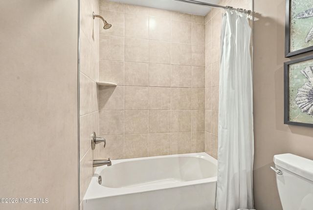 36 Mariveles Way, Tinton Falls, NJ 07724