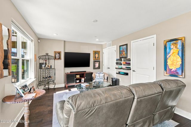 36 Mariveles Way, Tinton Falls, NJ 07724