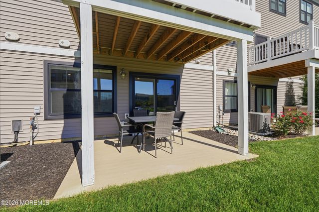 36 Mariveles Way, Tinton Falls, NJ 07724