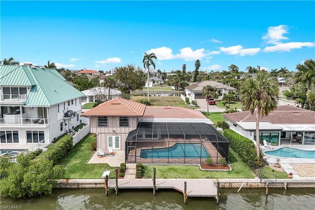 480 Oak AVE, Naples, FL 34108