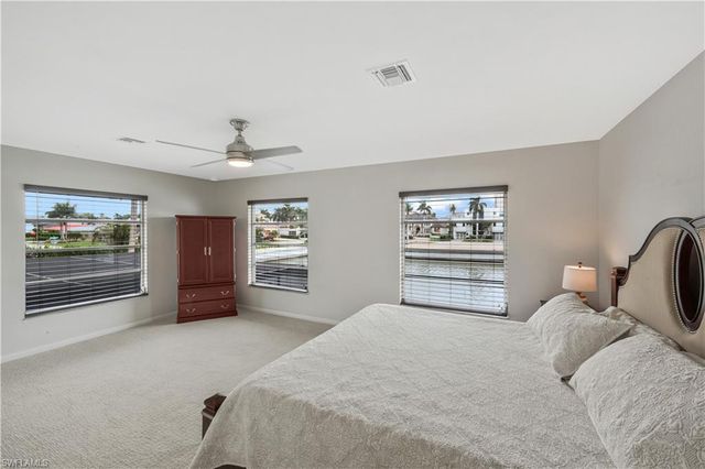 480 Oak AVE, Naples, FL 34108