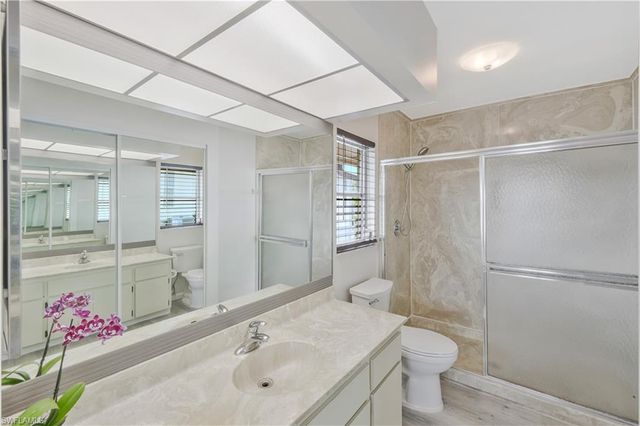 480 Oak AVE, Naples, FL 34108