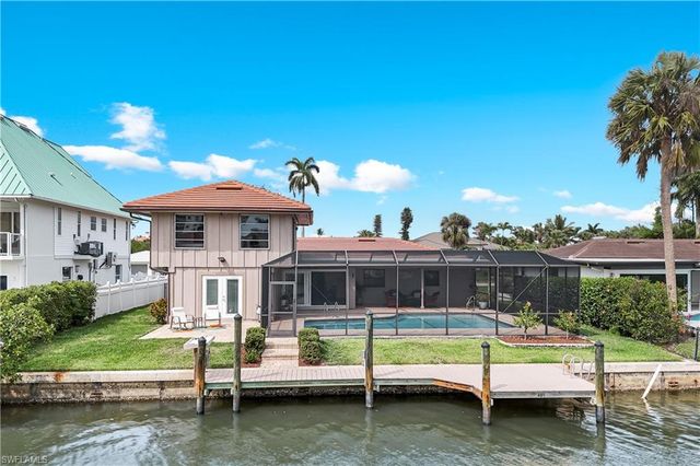 480 Oak AVE, Naples, FL 34108