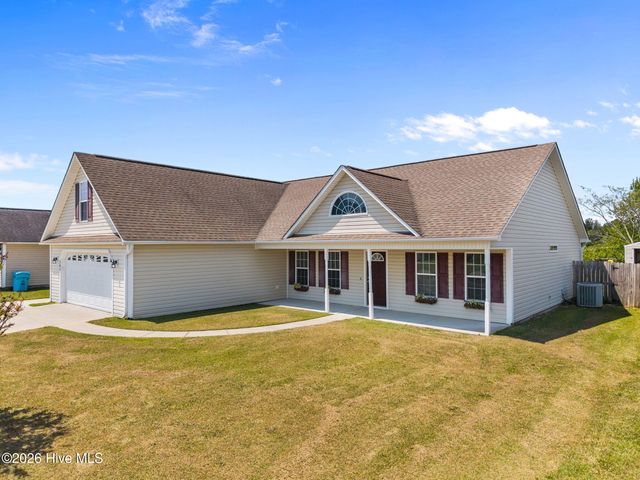 209 Cherry Blossom Drive, Richlands, NC 28574