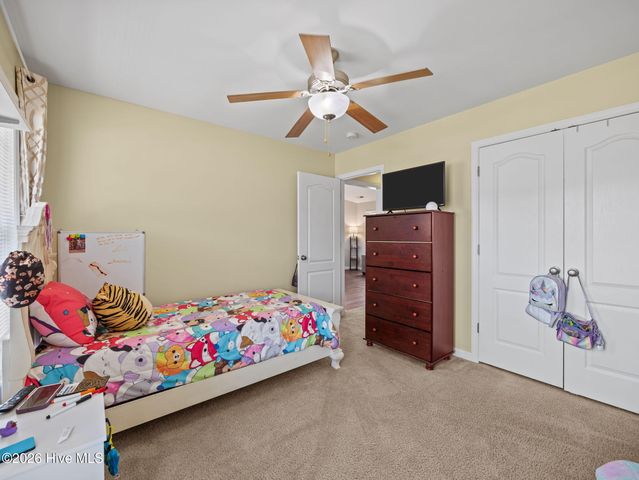 209 Cherry Blossom Drive, Richlands, NC 28574