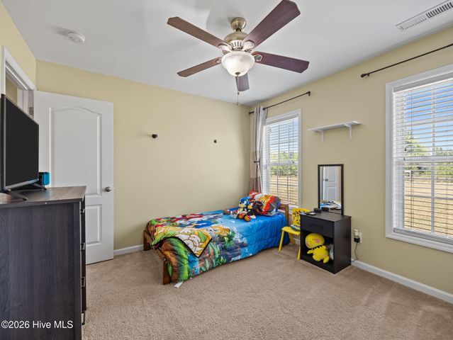 209 Cherry Blossom Drive, Richlands, NC 28574