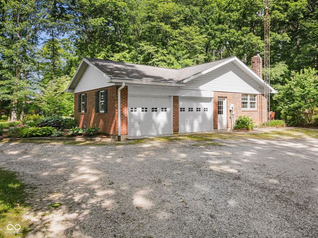8568 E County Road 400 N, Greensburg, IN 47240