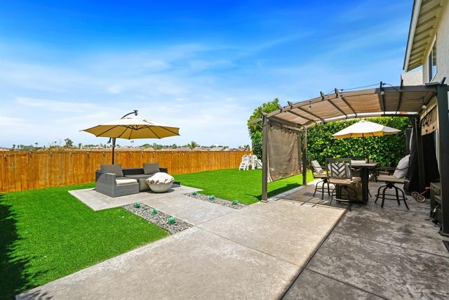 1068 Fuchsia, San Diego, CA 92154