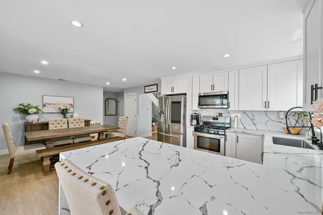 1068 Fuchsia, San Diego, CA 92154
