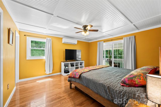 2879 Chandler Creek Road, Mars Hill, NC 28754