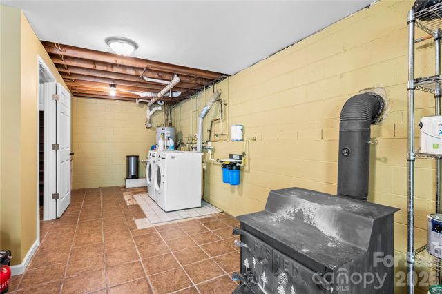 2879 Chandler Creek Road, Mars Hill, NC 28754