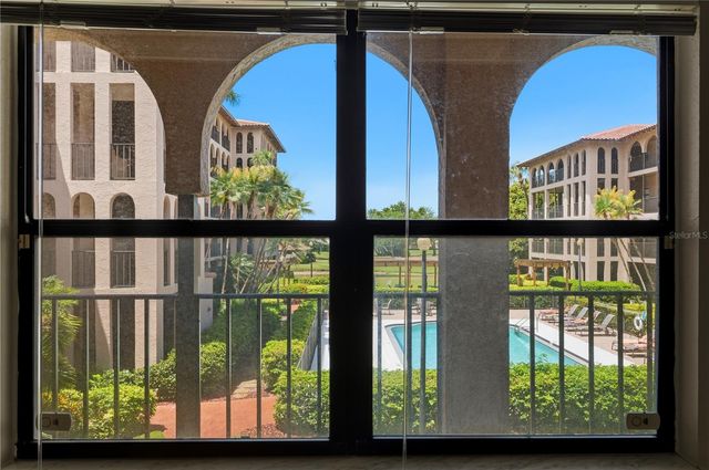 6150 GULFPORT BOULEVARD S 208, Gulfport, FL 33707