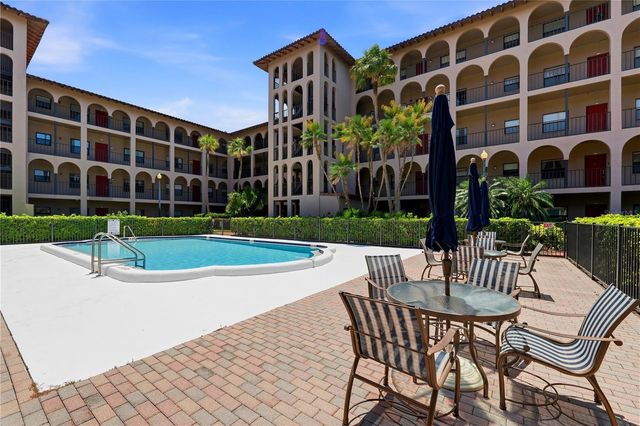 6150 GULFPORT BOULEVARD S 208, Gulfport, FL 33707