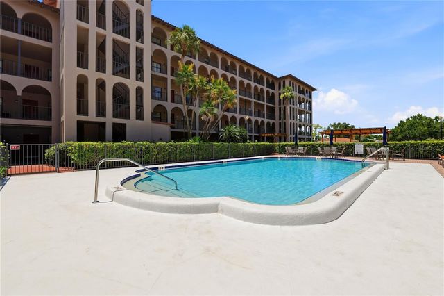 6150 GULFPORT BOULEVARD S 208, Gulfport, FL 33707