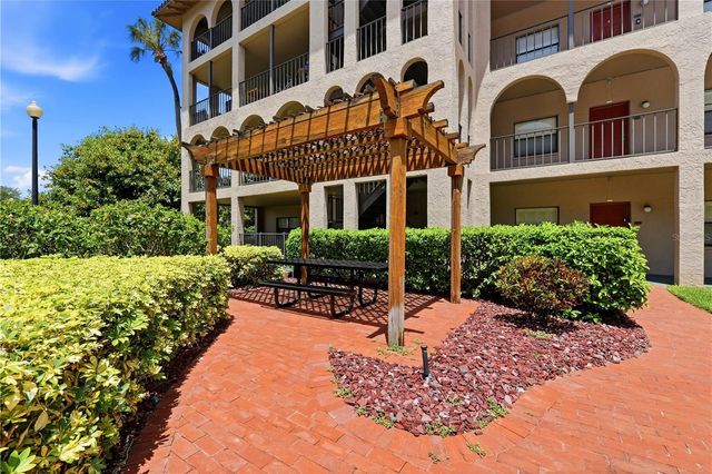 6150 GULFPORT BOULEVARD S 208, Gulfport, FL 33707