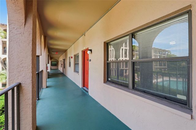 6150 GULFPORT BOULEVARD S 208, Gulfport, FL 33707
