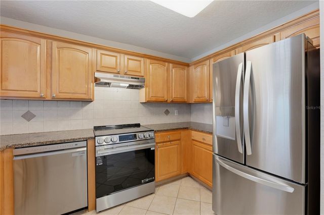 6150 GULFPORT BOULEVARD S 208, Gulfport, FL 33707