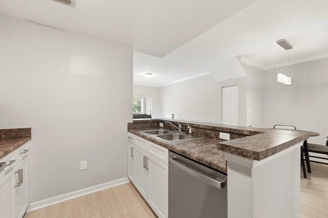 5820 W Sample Road 206, Coral Springs, FL 33067