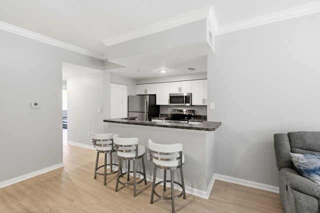 5820 W Sample Road 206, Coral Springs, FL 33067