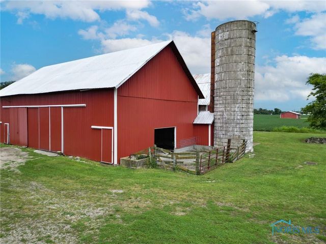 7310 Camper Road, Woodville, OH 43469