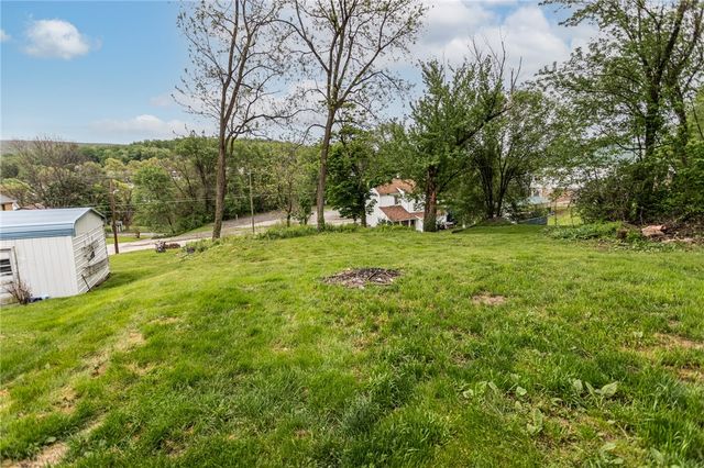 126 Snyder St, Connellsville, PA 15425