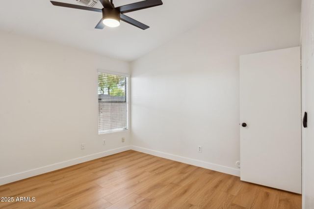 2131 S PEPPERTREE Drive, Gilbert, AZ 85295