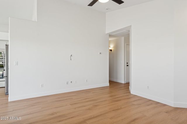 2131 S PEPPERTREE Drive, Gilbert, AZ 85295
