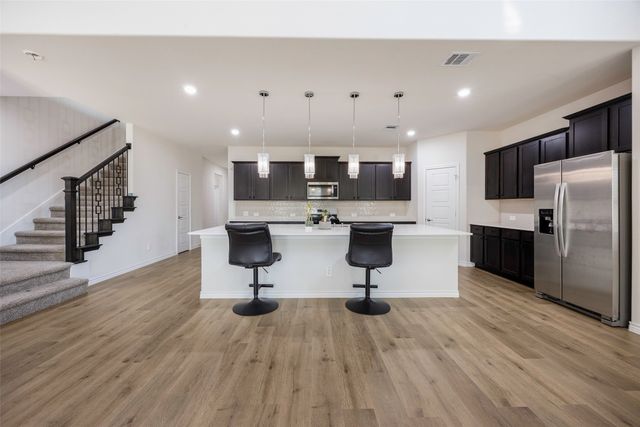 3717 Tracewood Bend, Aubrey, TX 76227