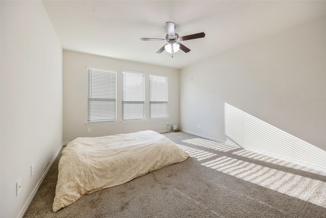 3717 Tracewood Bend, Aubrey, TX 76227