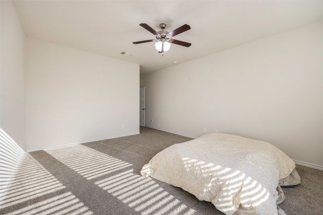 3717 Tracewood Bend, Aubrey, TX 76227