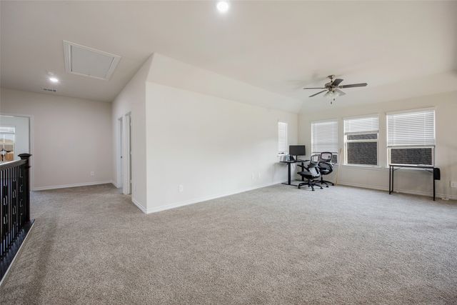 3717 Tracewood Bend, Aubrey, TX 76227