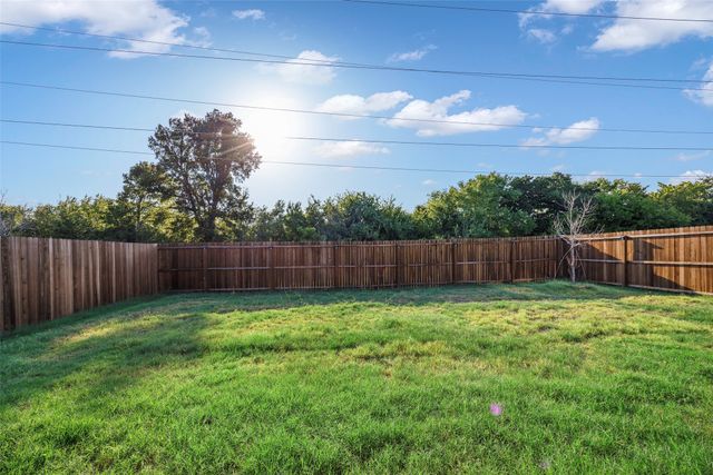 3717 Tracewood Bend, Aubrey, TX 76227