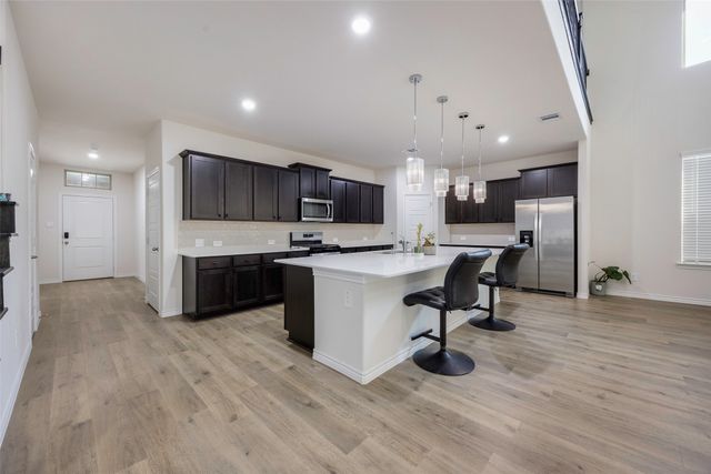 3717 Tracewood Bend, Aubrey, TX 76227